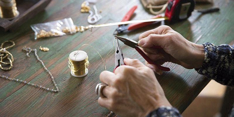 ALL ABOUT ARTISTIC WIRE - Butterfly Beads