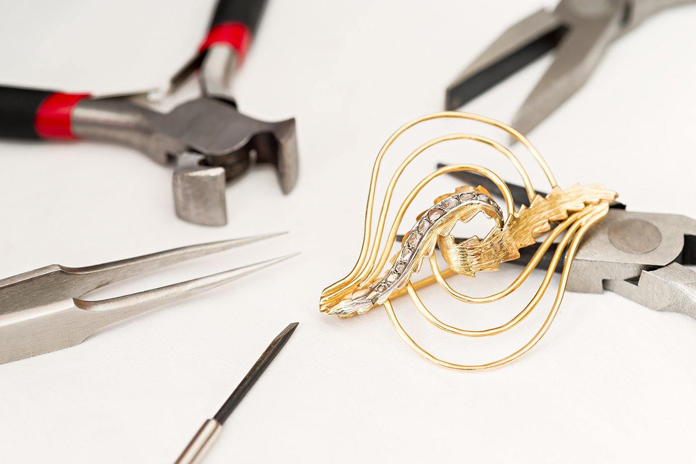 Stringing Material &amp; Wires