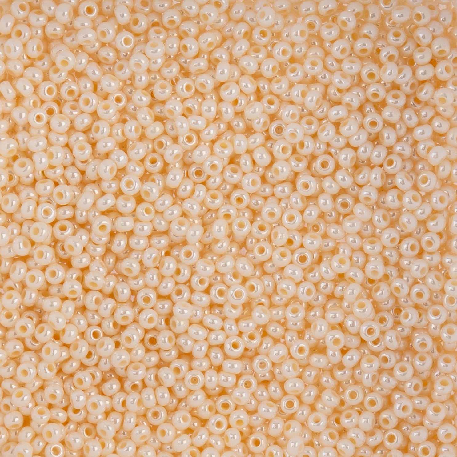 Czech Seed Beads apx. 22g Vial 10/0 Pearl Eggshell (10)