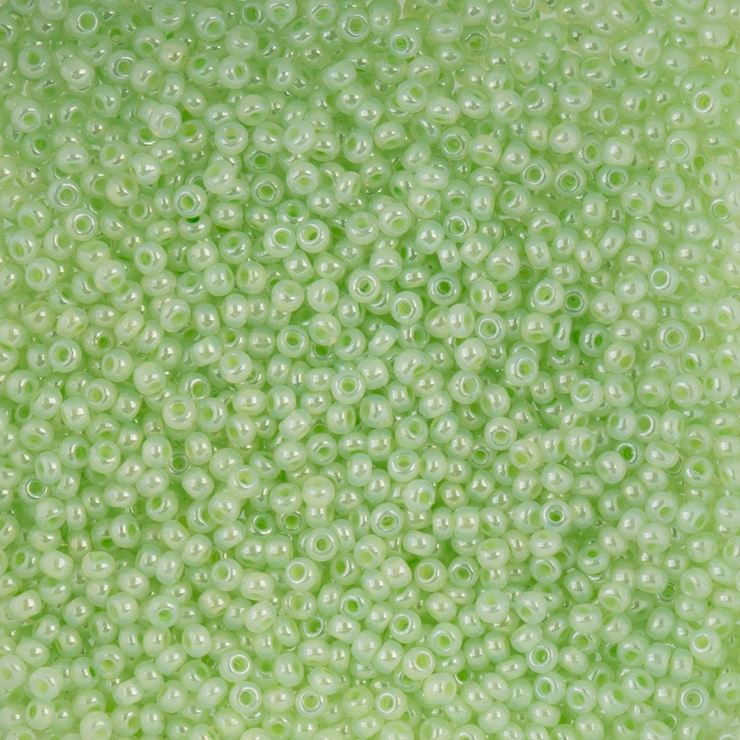 Czech Seed Beads apx. 22g Vial 10/0 Pearl Dyed Pale Green (38)