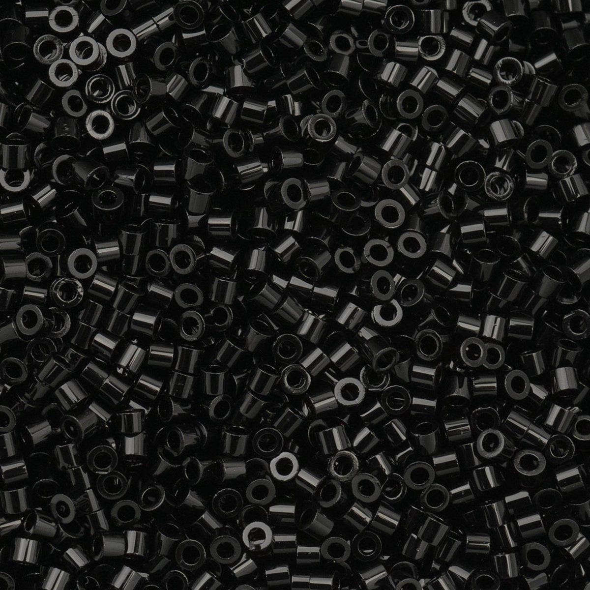 Cylin Bead 11/0 25g Bag - Opaque Black - 1003