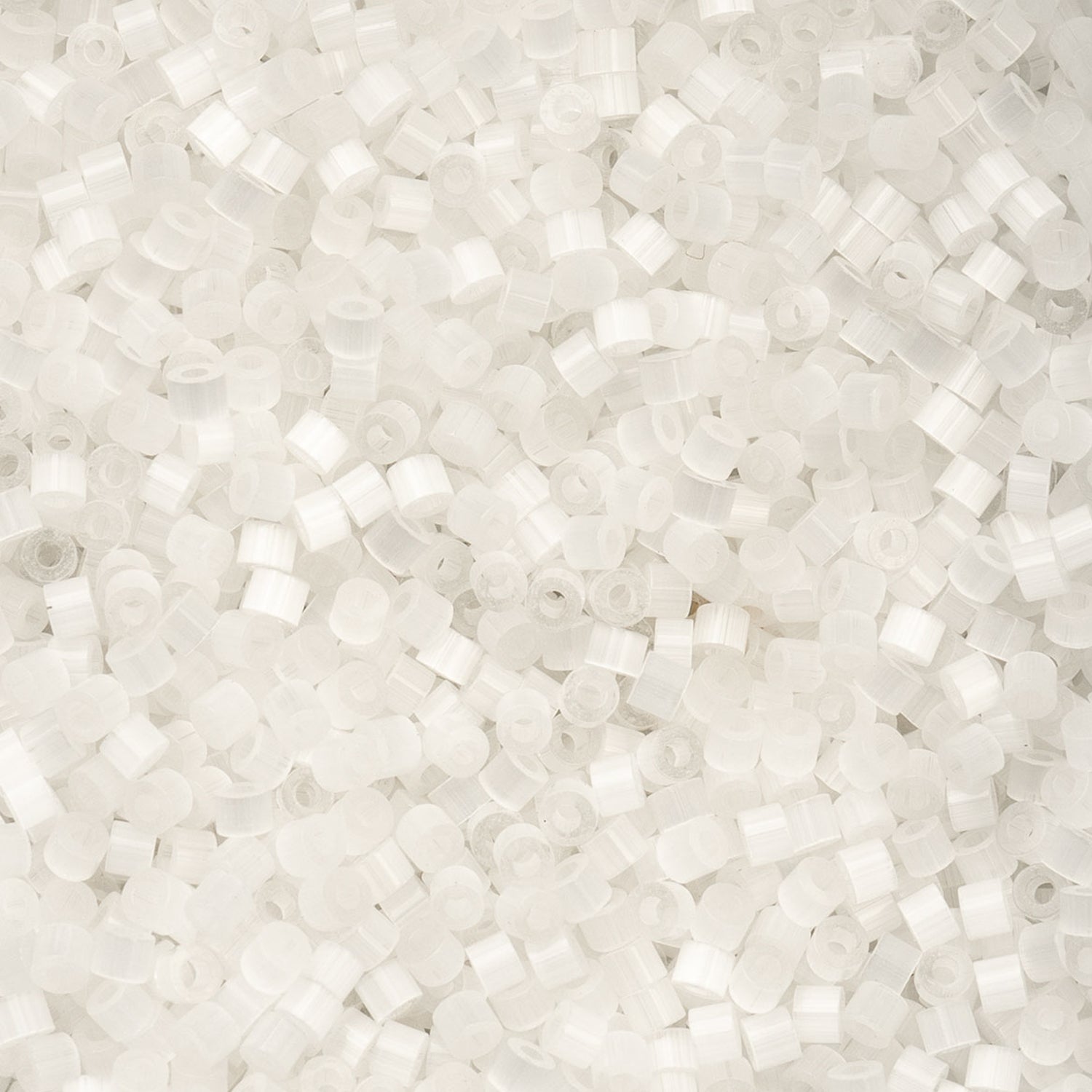 Cylin Bead 11/0 25g Bag - Crystal Silk Satin - 1044