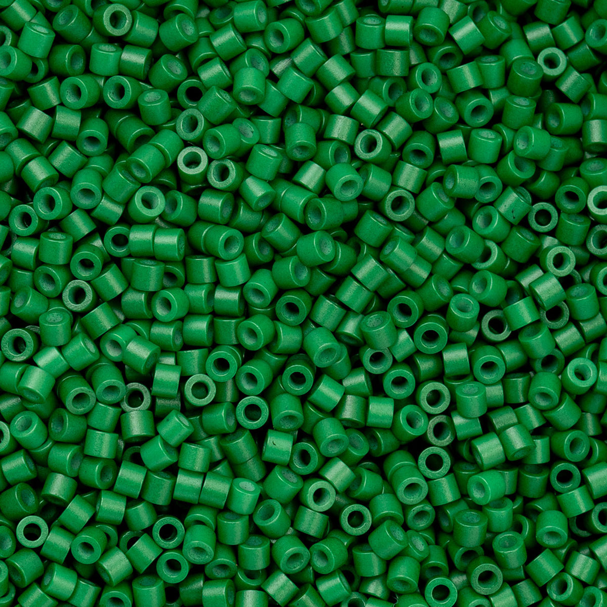 Cylin Bead 11/0 25g Bag Opaque Jade Green-1047