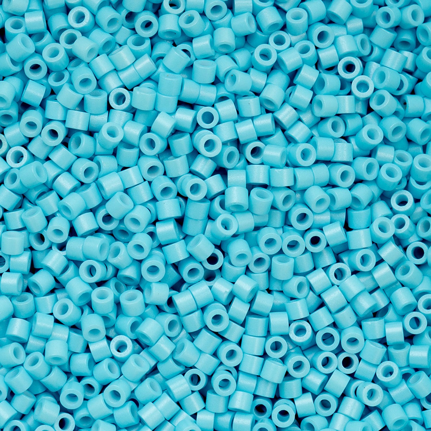 Cylin Bead 11/0 25g Bag Opaque Light Blue-1057