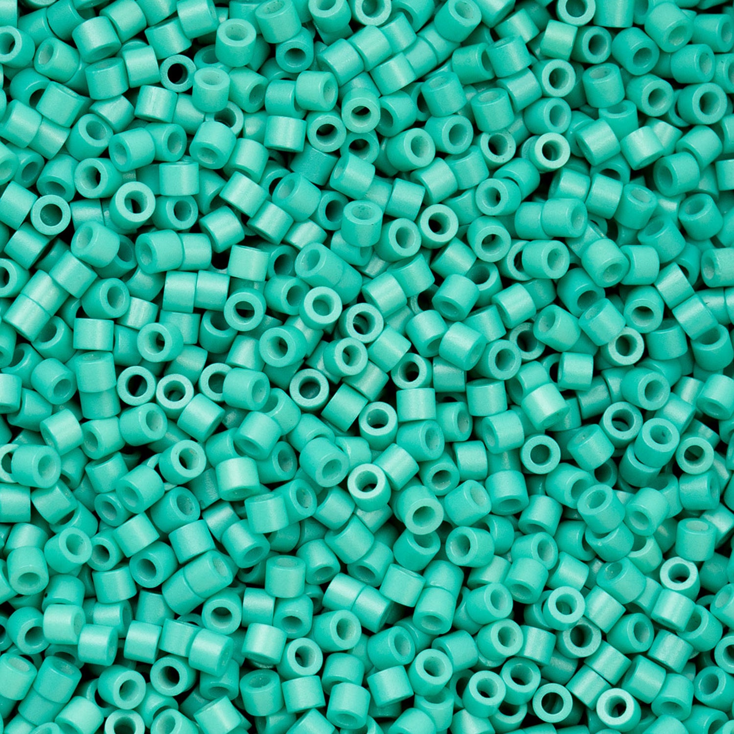 Cylin Bead 11/0 25g Bag Opaque Turquoise Green-1061