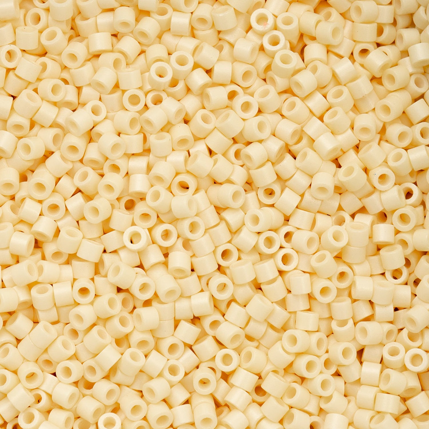 Cylin Bead 11/0 25g Bag Dark Cream-1064