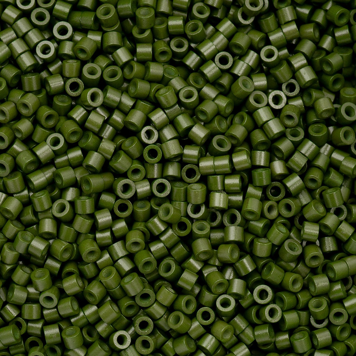 Cylin Bead 11/0 25g Bag Opaque Green Avocado-1077