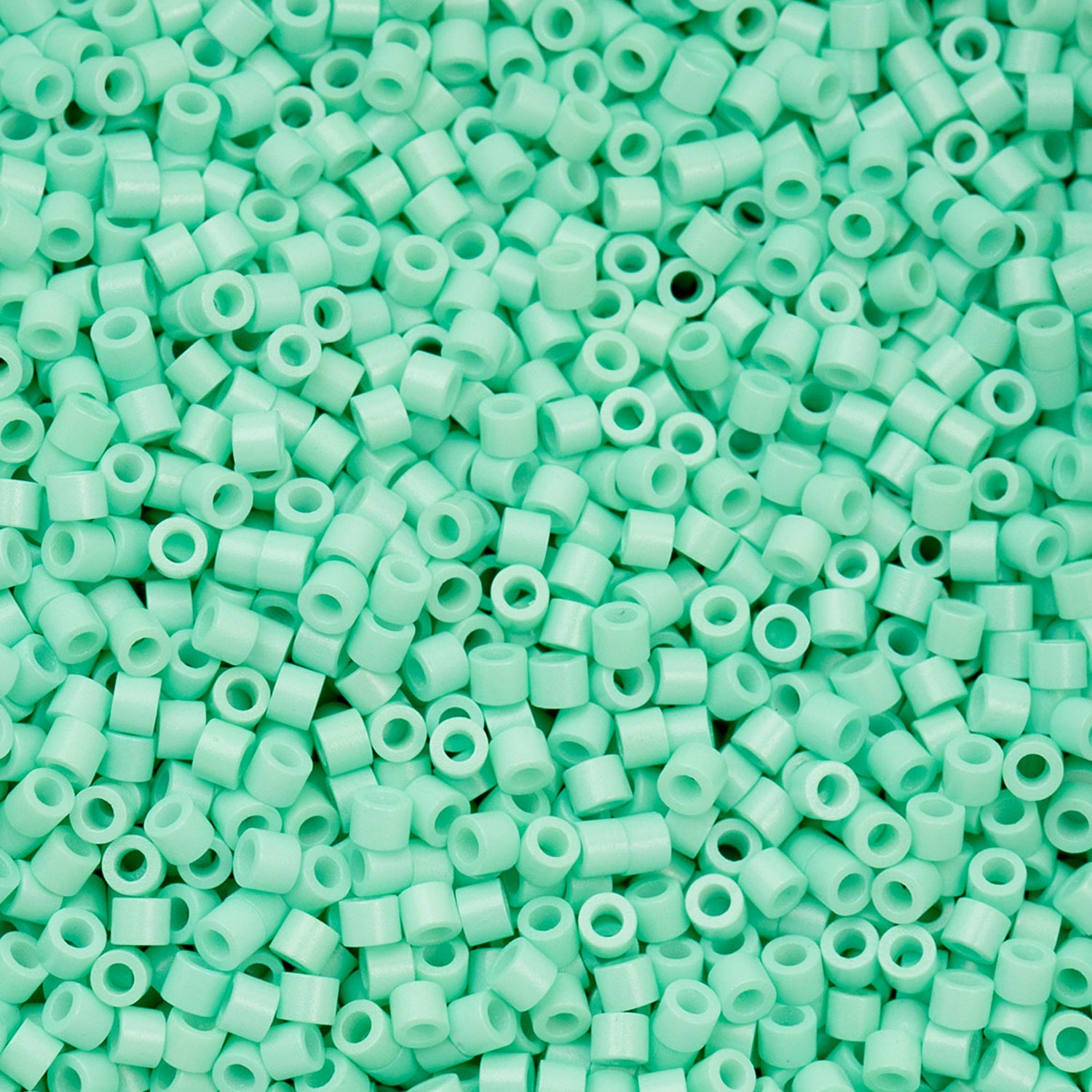Cylin Bead 11/0 25g Bag - Opaque Seafoam - 1104