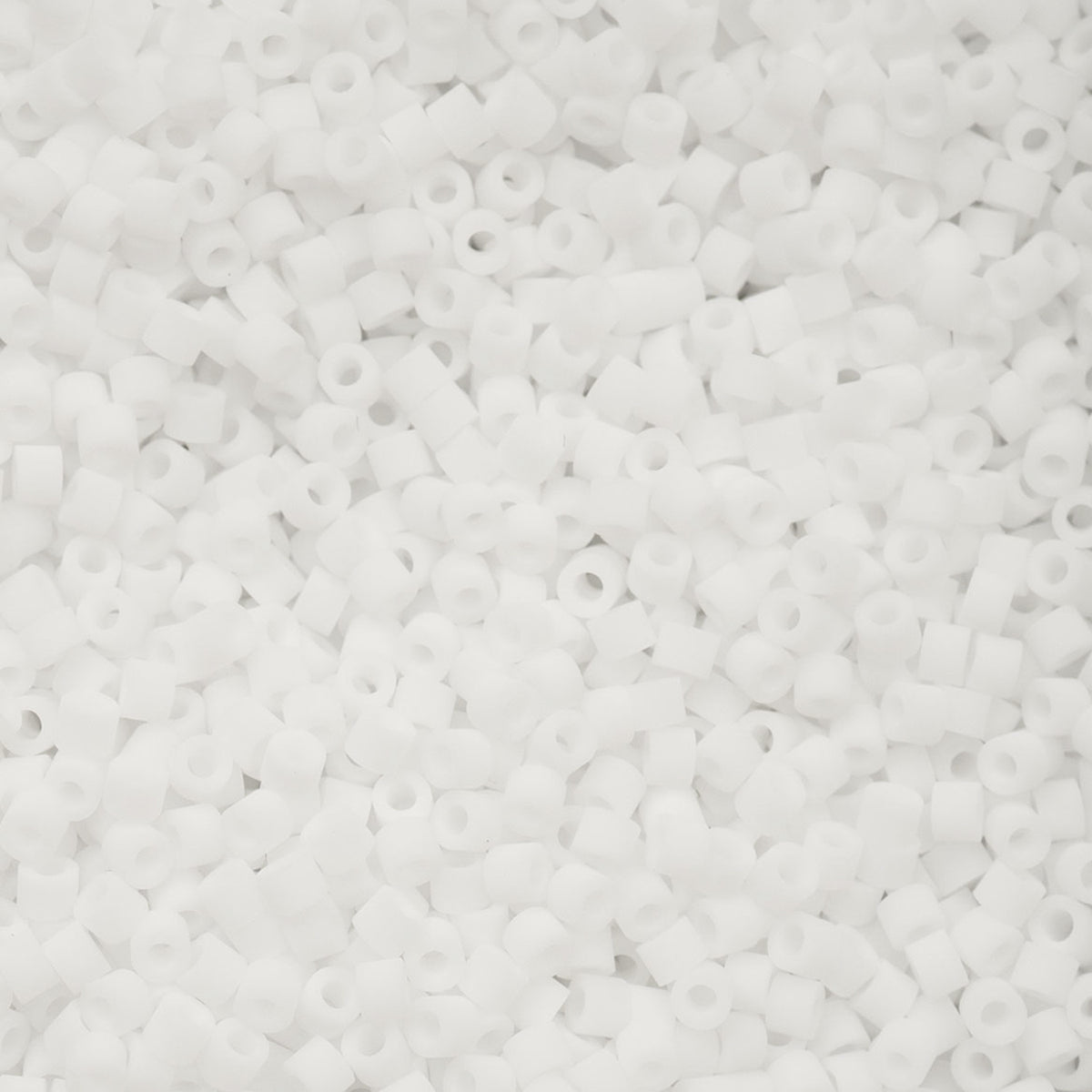 Cylin Bead 11/0 25g Bag - Matte Macaron - White - 1154