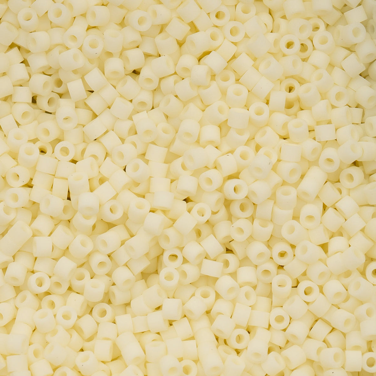 Cylin Bead 11/0 25g Bag - Matte Macaron - Cream - 1155