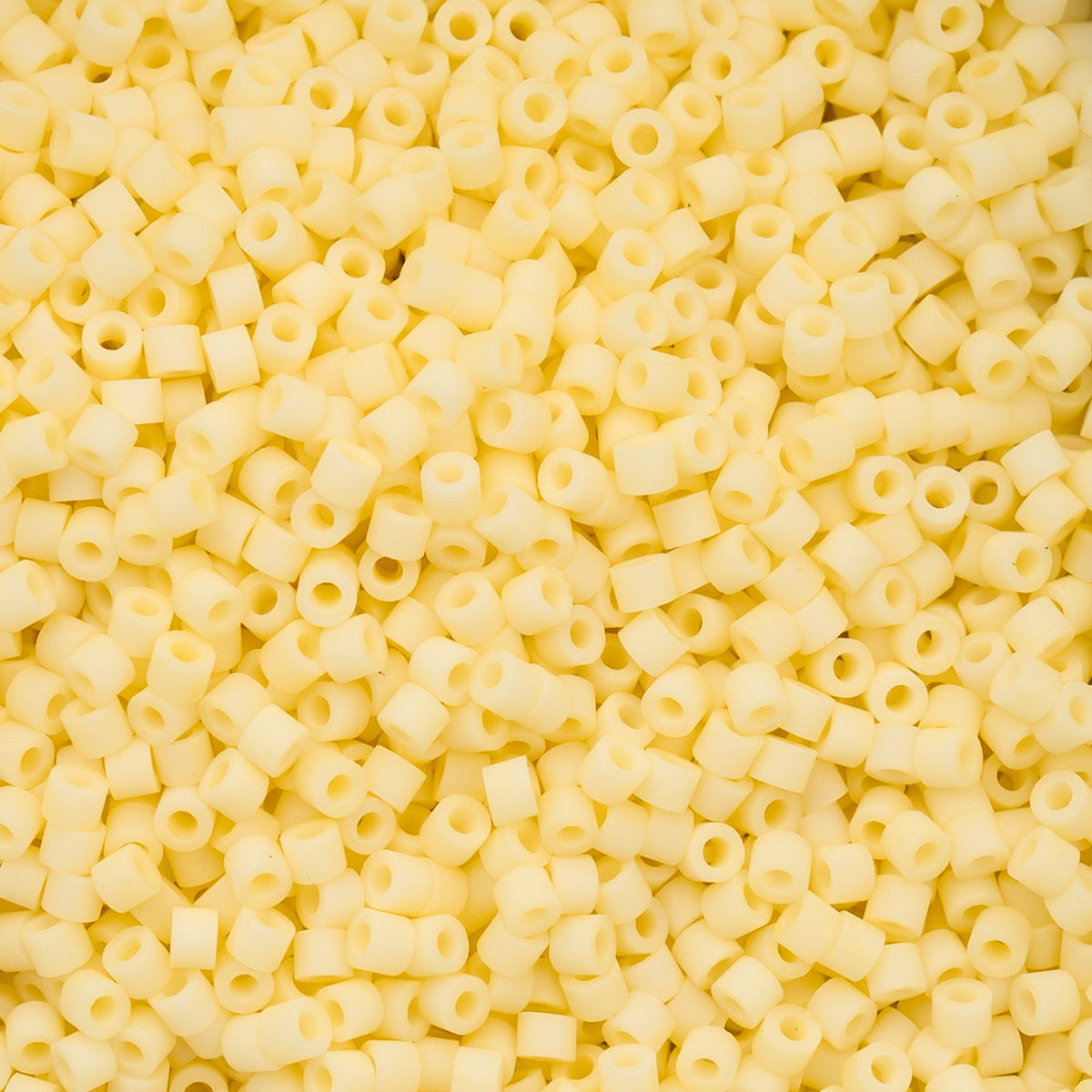 Cylin Bead 11/0 25g Bag - Matte Macaron - Butter Cream - 1156