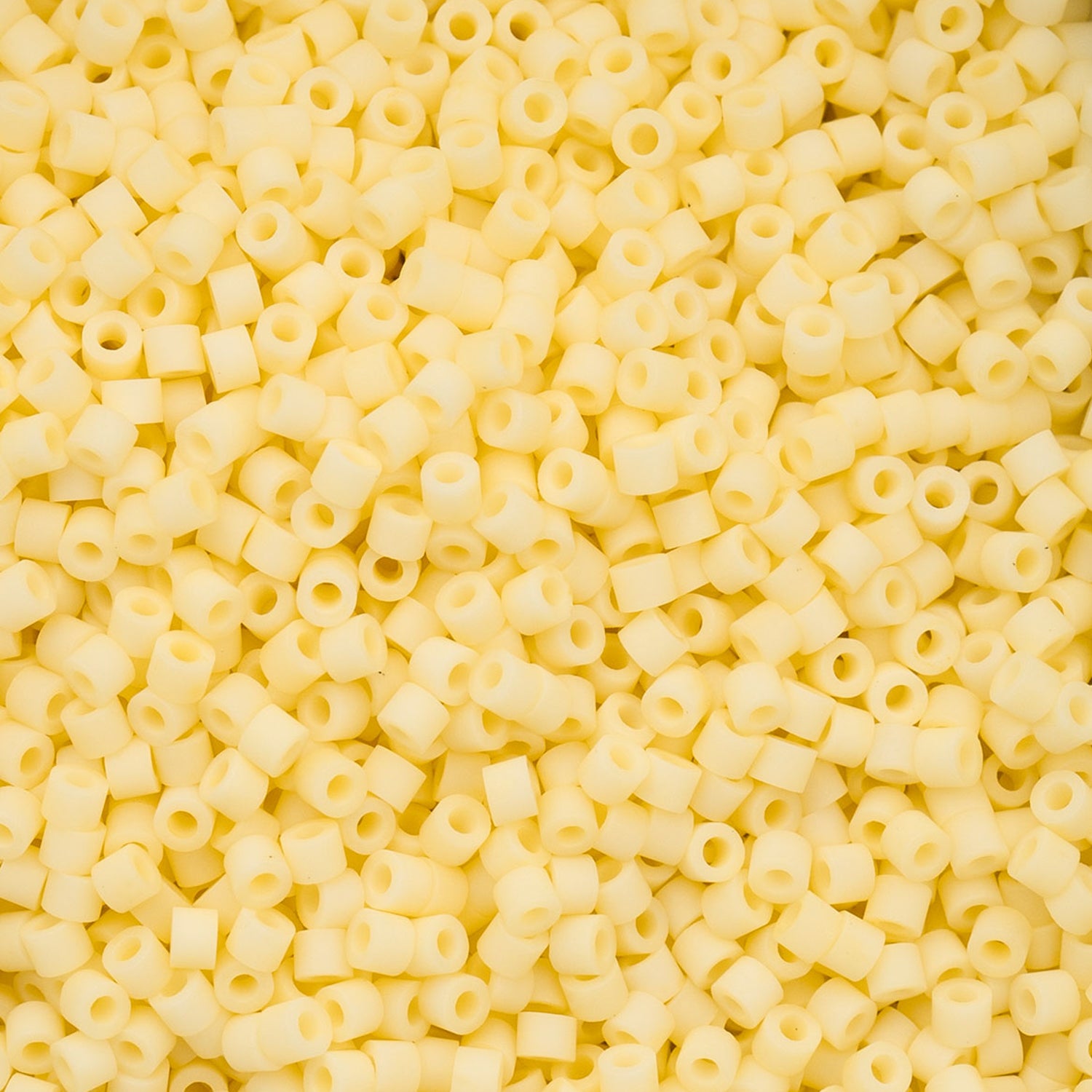Cylin Bead 11/0 25g Bag - Matte Macaron - Butter Cream - 1156