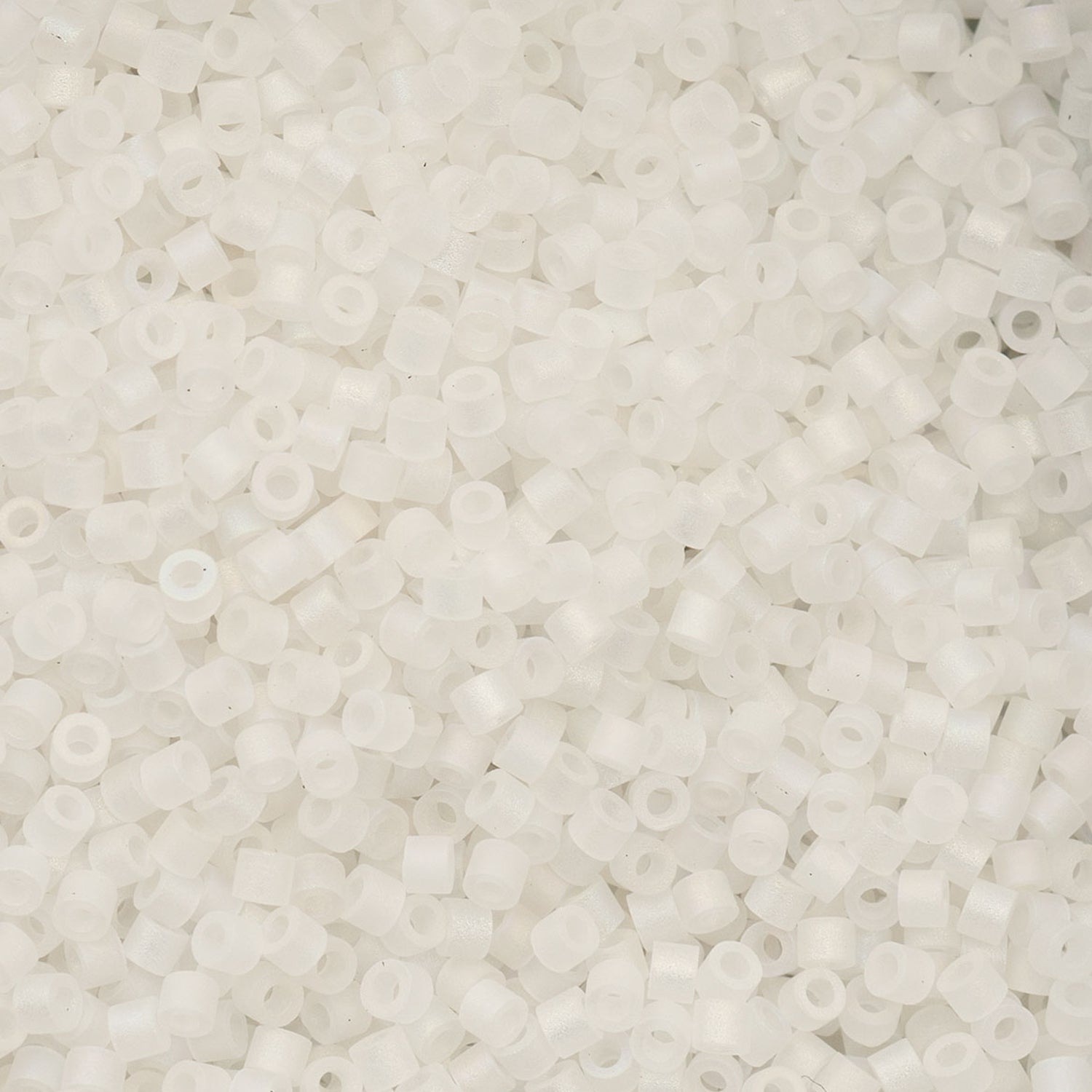 Cylin Bead 11/0 25g Bag - Matte Macaron AB - White - 1173