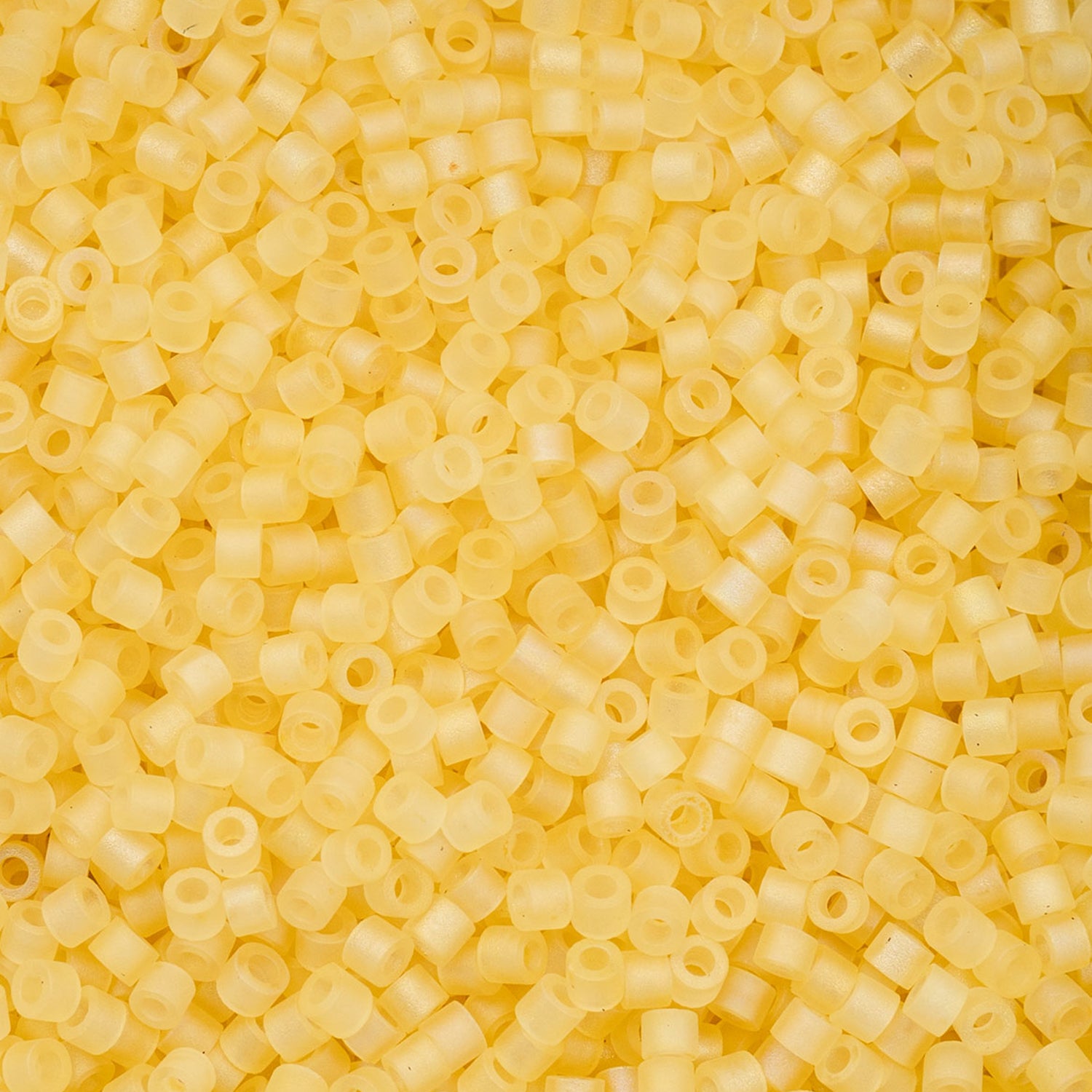 Cylin Bead 11/0 25g Bag - Matte Macaron AB - Butter - 1175