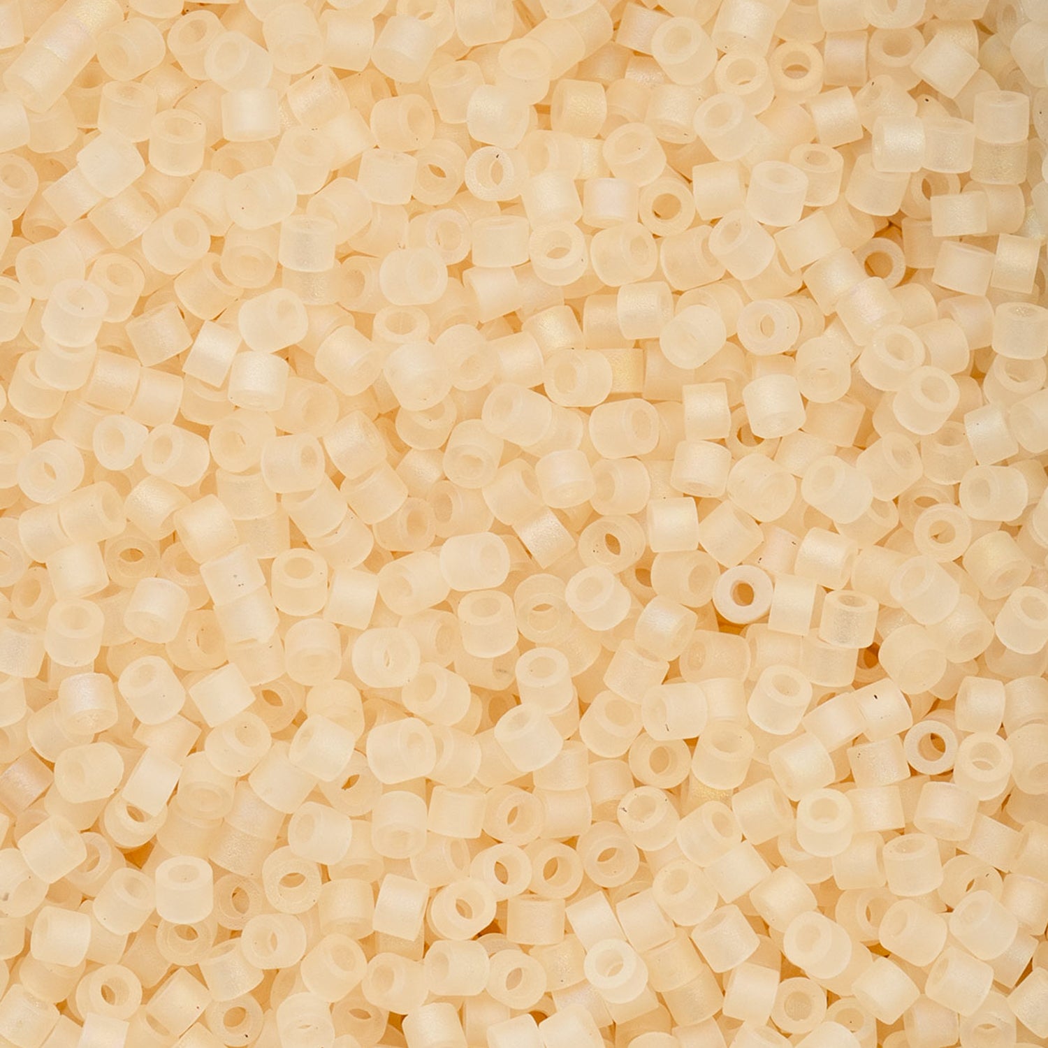 Cylin Bead 11/0 25g Bag - Matte Macaron AB - Ivory - 1176