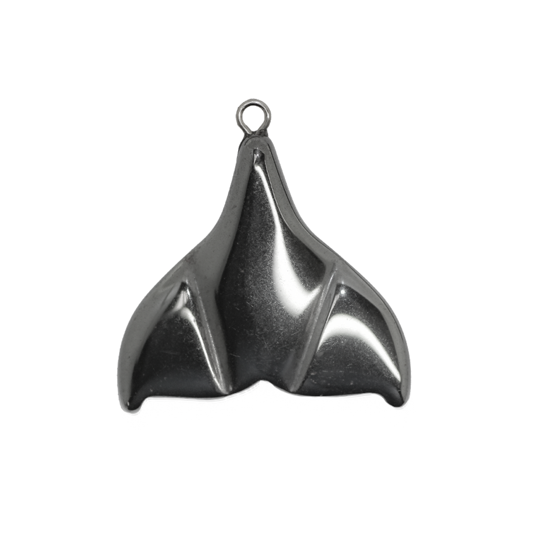 Hematite Whale Tail Pendant, Semi-Precious Stone, 28.5mm x 27mm x 4mm, 1 pc