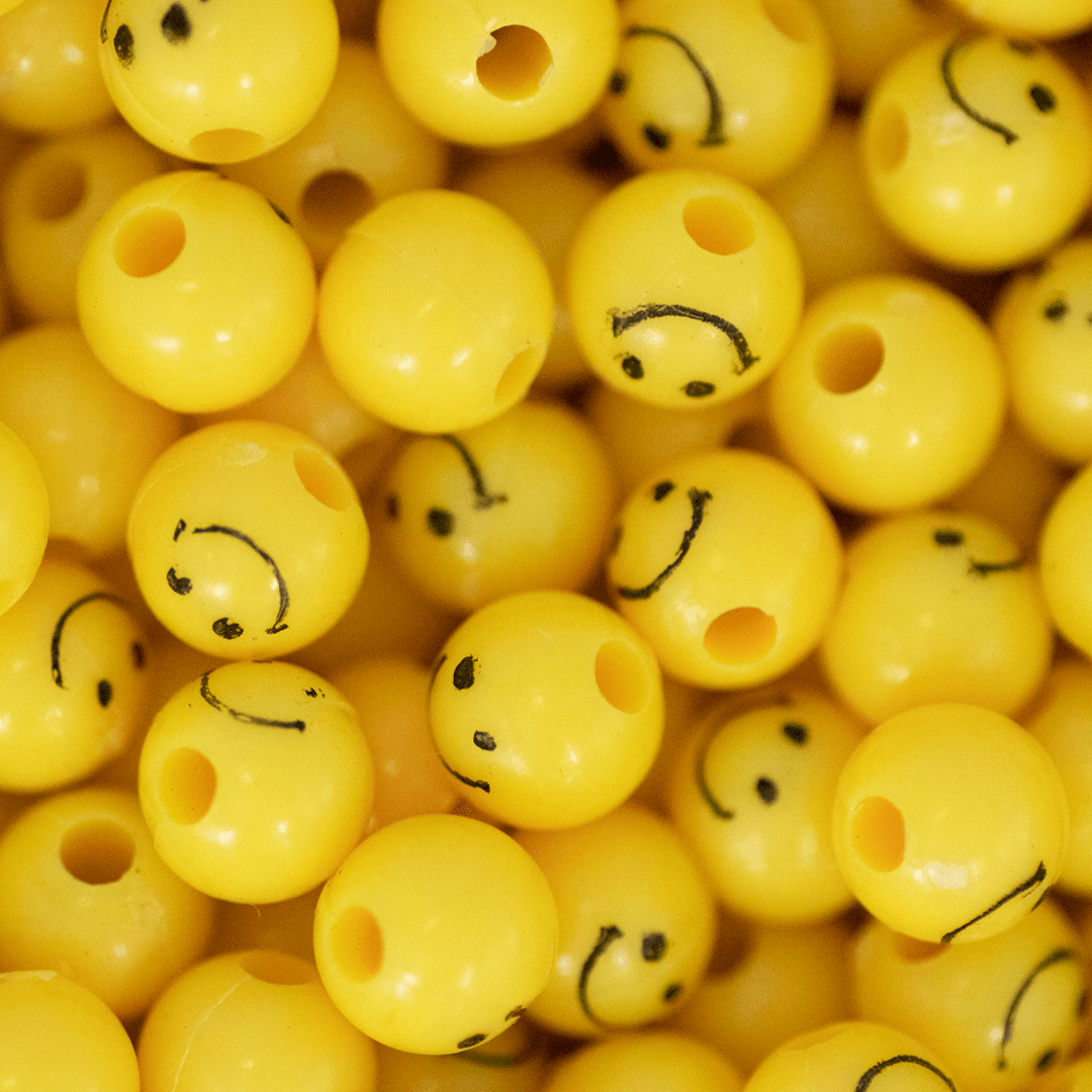 Smiley Face Beads, Bulk Bag, Plastic, Round, Sold Per pkg of Approx 250, Available in 2 Colours