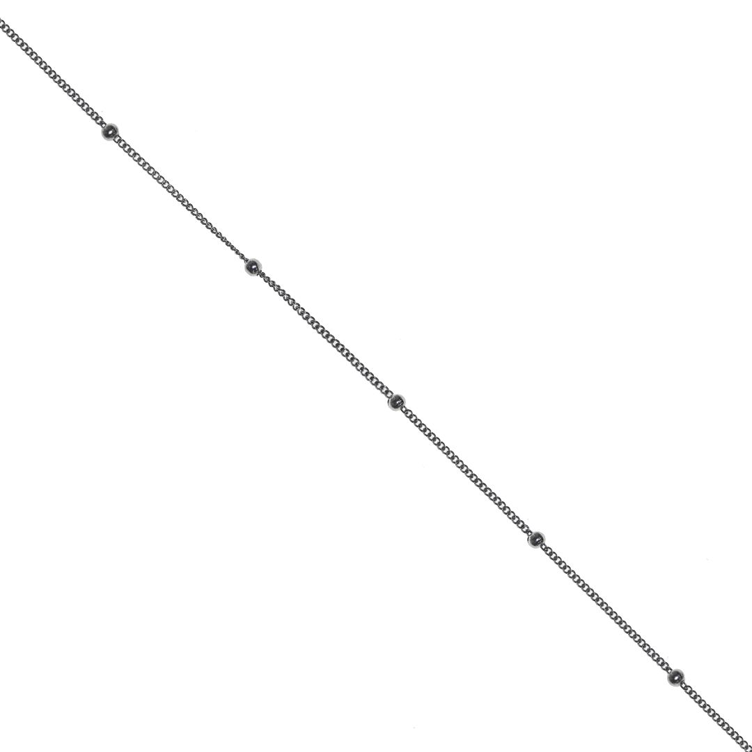 Beaded curb chain outlet