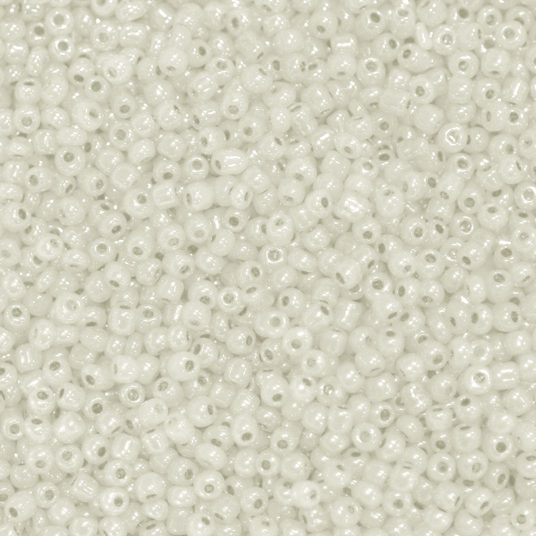 white_luster_dfb0