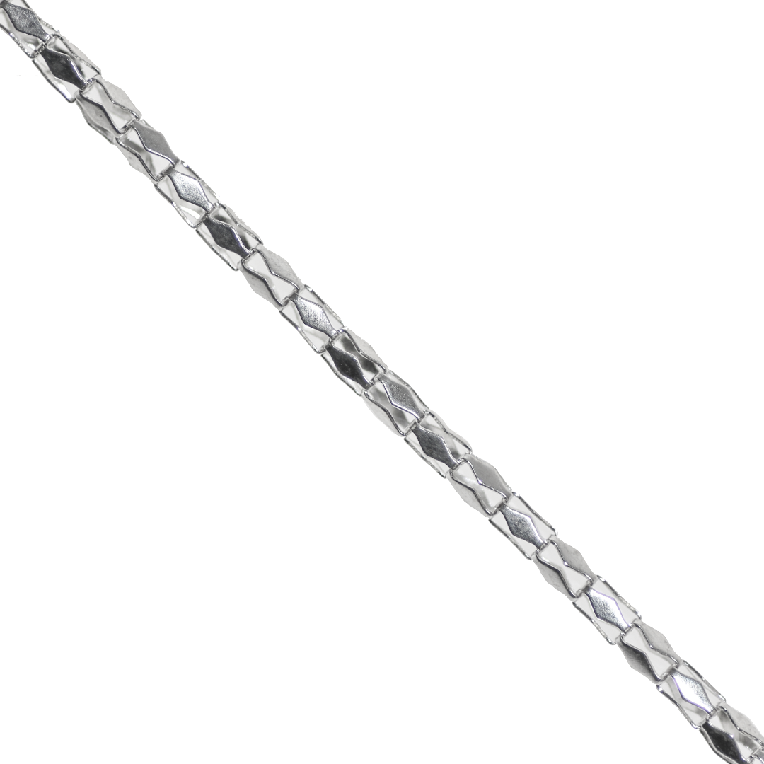 Chains, Round Box Chain, Bright Silver, Alloy, 2mm x 3mm x 0.5mm loop - Sold Per Meter