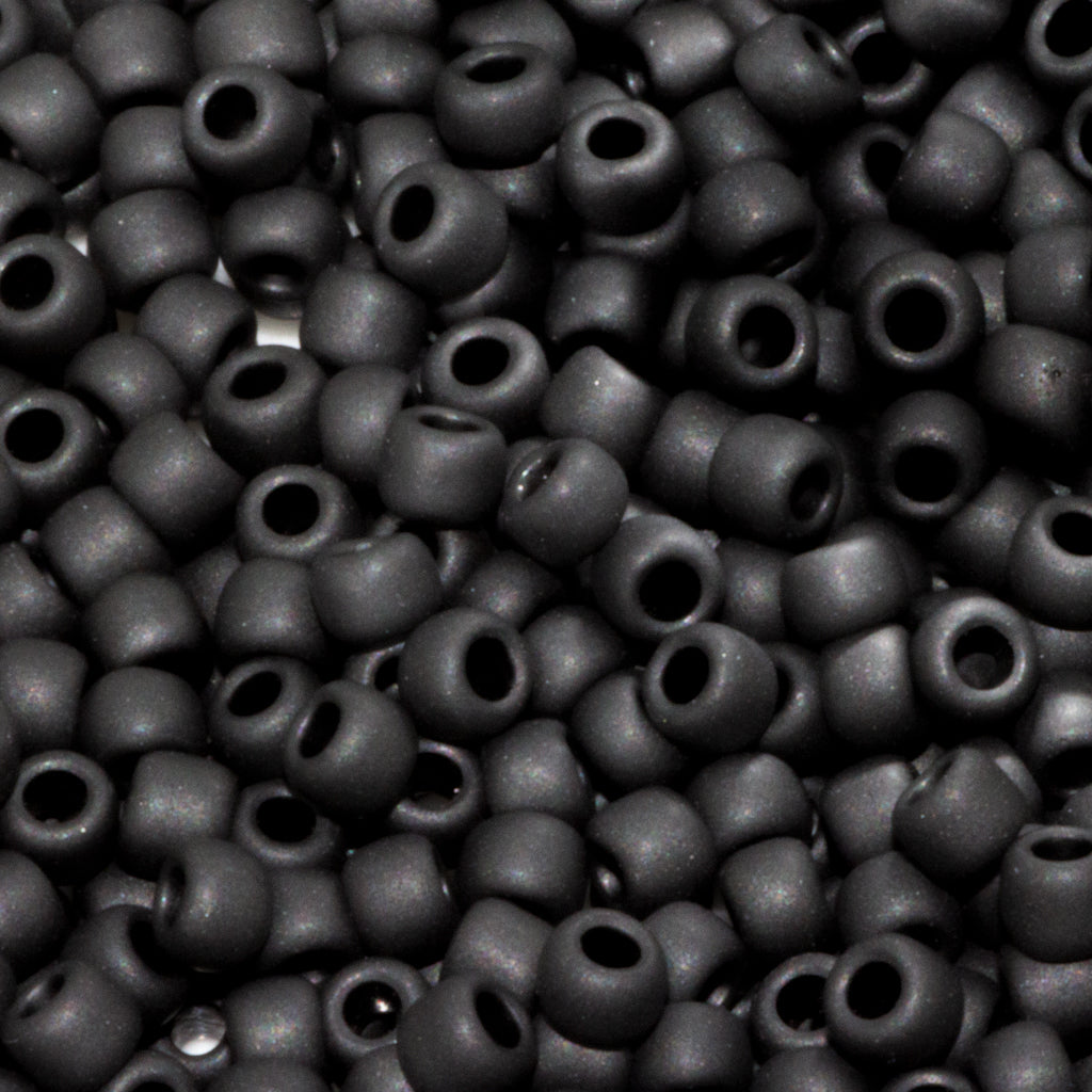 Miyuki Round Rocaille Seed Bead 11/0 Opaque Black, Size: 3 Grams