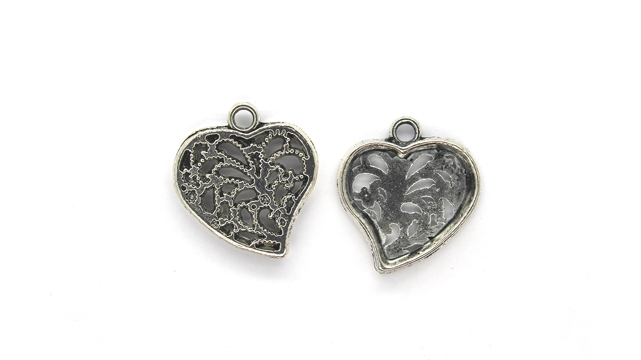 Pendants, Slanted Heart, Silver, Alloy, 21mm x 19mm,  Sold Per pkg of 3