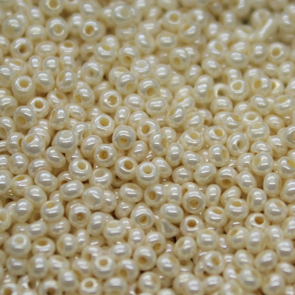 Czech Seed Beads - Czech 11/0 - Eggshell Opaque (8)