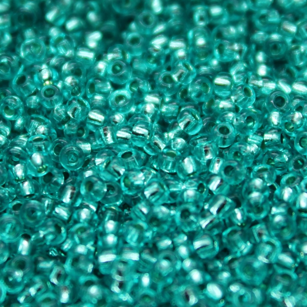 Czech Seed Beads - Czech 11/0 - Green Silver Lined (49)