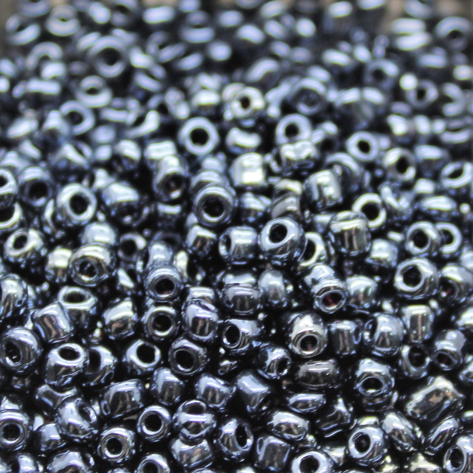 Seed Bead Bulk Bags - 8/0 - Gunmetal Metallic - 448g/13,000pcs