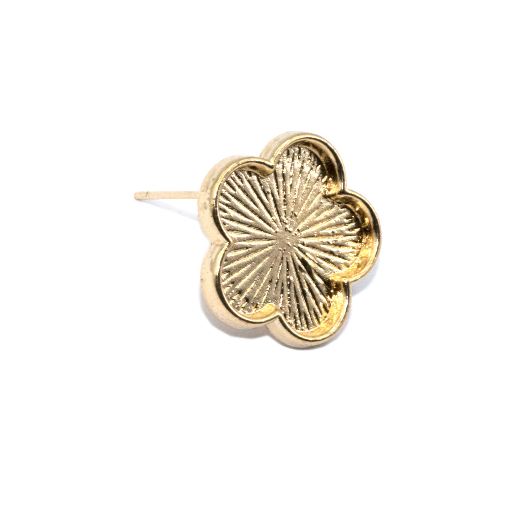 Earrings, Flower Glue On Stud, Gold-Plated, 18mm x 18mm, 2 pcs per bag